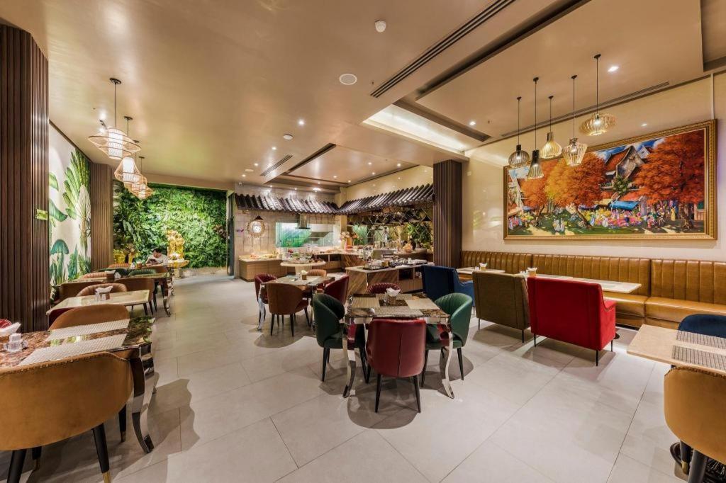 Sunflower Cbq Hotel Хошимин Экстерьер фото